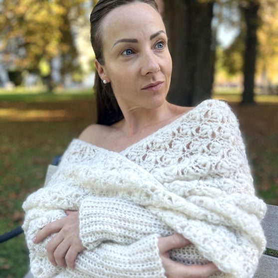 Aurelia - Sweter-szal
3