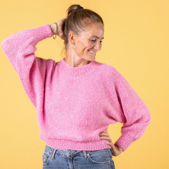 Krótki w Poprzek - Sweter - Pink Collection
2