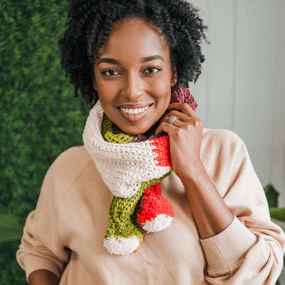 Chilly - Pom Scarf
3