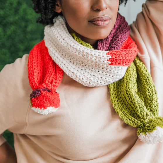 Chilly - Pom Scarf
4