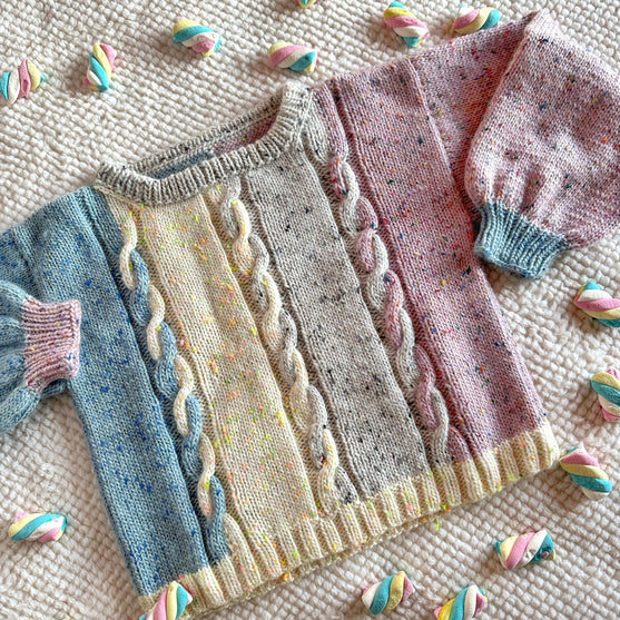 Marshmallow Swirls - Sweter
5