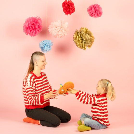 Candy Cane Stripes - Dziecięcy Sweter
4