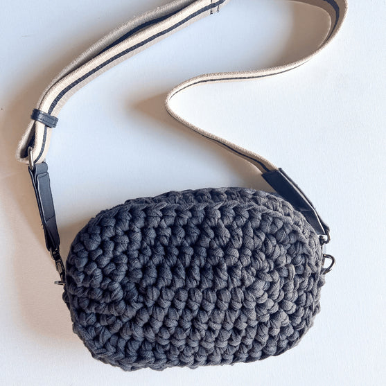 The Betty Belt Bag - Torba na ramię
4