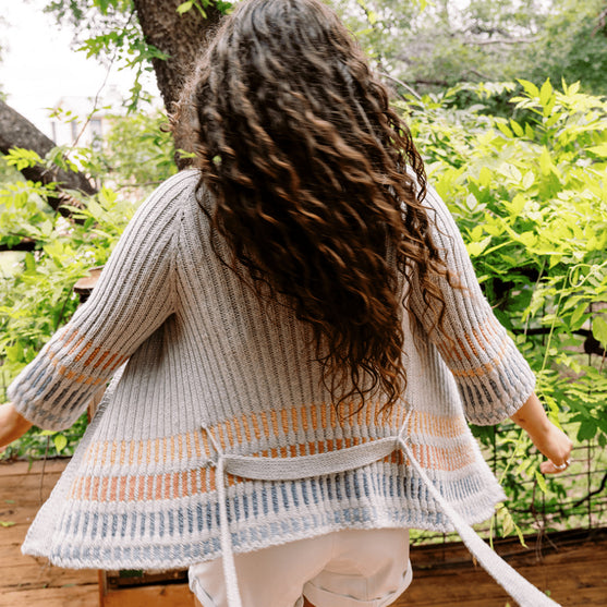 Fusing Cardigan - Otwarty Kardigan z Paskiem
6