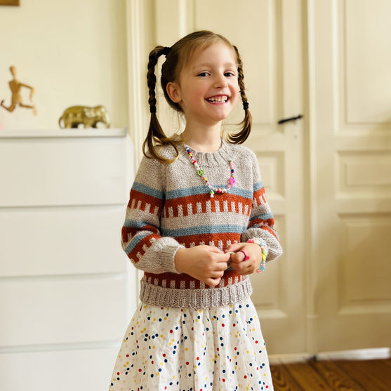 Klara - Sweter Junior
3