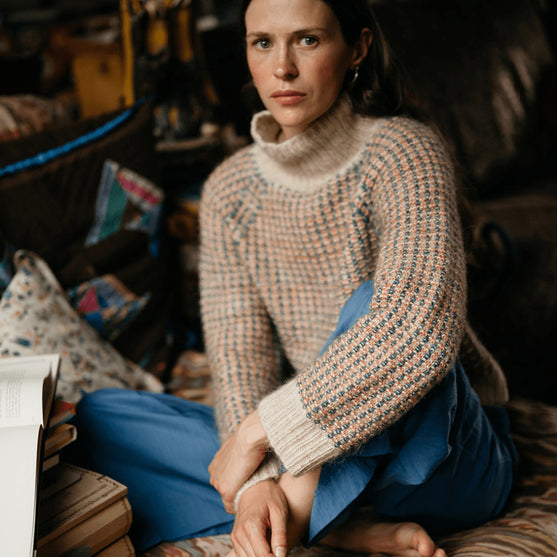 Vintage Tiles - Teksturowy Sweter
3