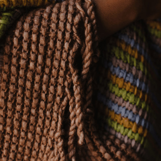 Demeter - Szal z koralikami
5