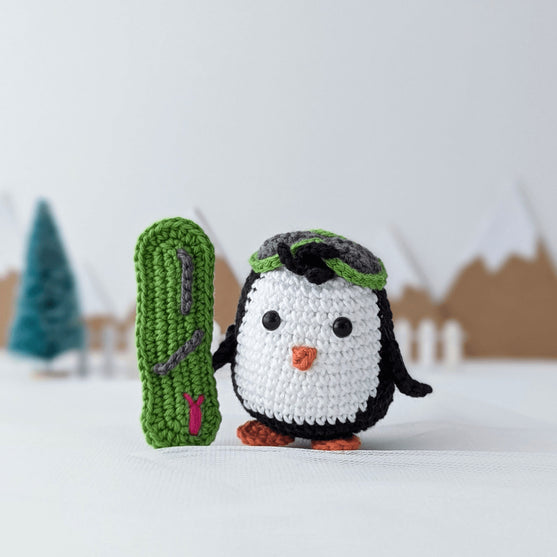 Brady - Pingwin snowboardzista
6
