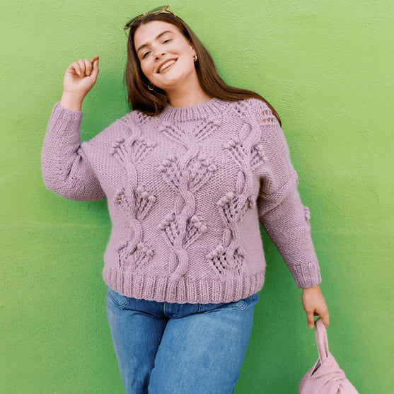 Apotheosis - Sweter z Warkoczami i Bąblami
3