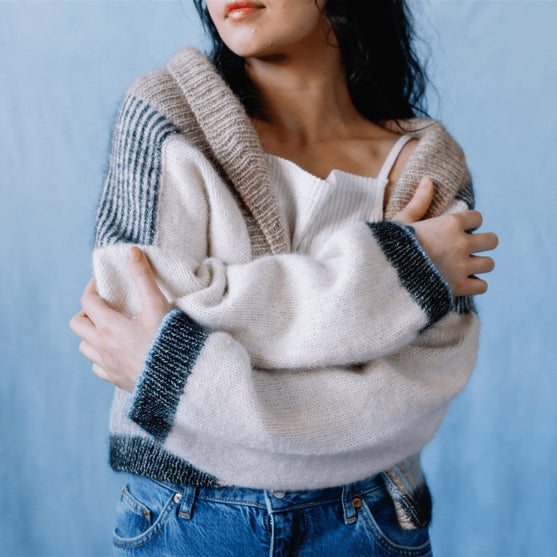 Amulet - Otwarty Kardigan
6