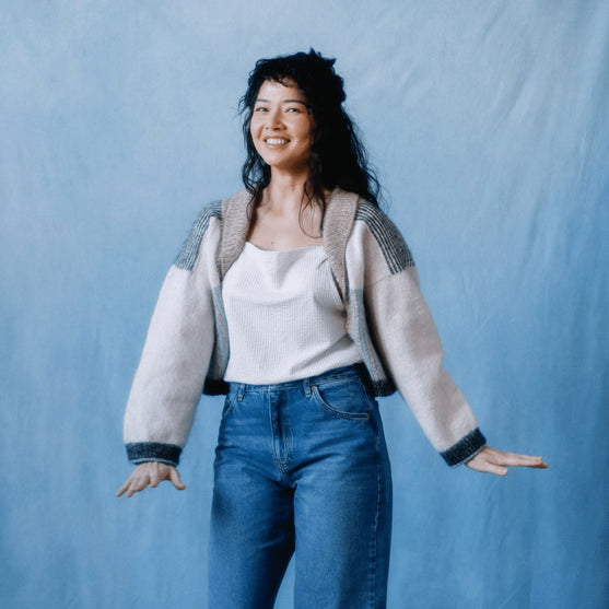 Amulet - Otwarty Kardigan
7