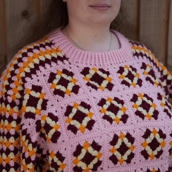 Boxy Bloom - Sweter
5