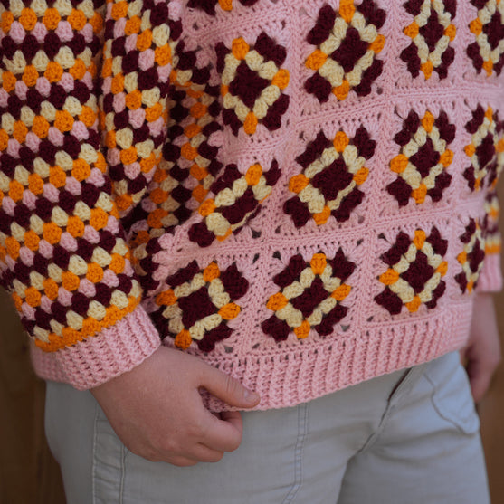 Boxy Bloom - Sweter
6