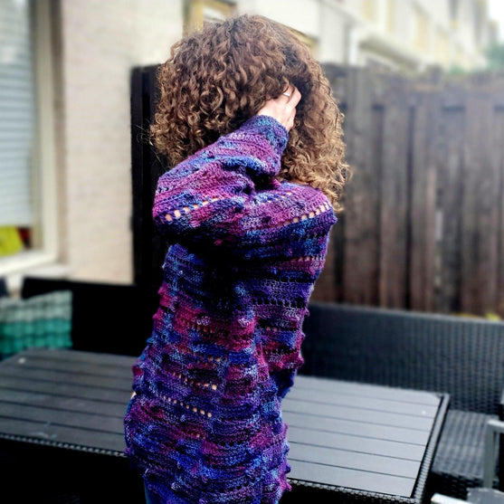 Grape Squish Sweter
3