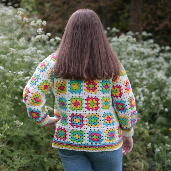 Flower Garden - Sweter
5
