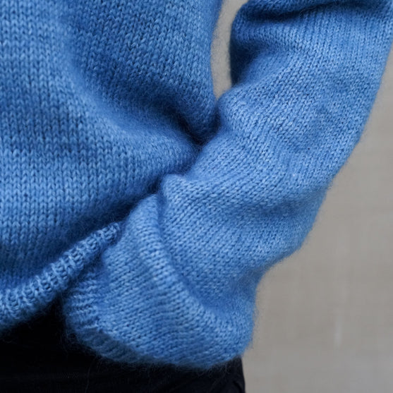 Hazy Whisper - Sweter
14