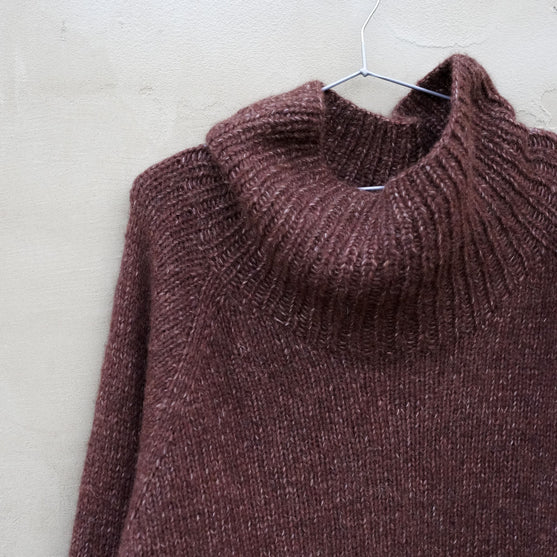 Umber Cloud - Sweter
2