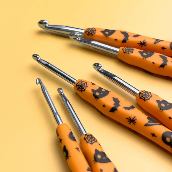 Zestaw szydełek Easy Touch – Halloween - Hobbii
5
