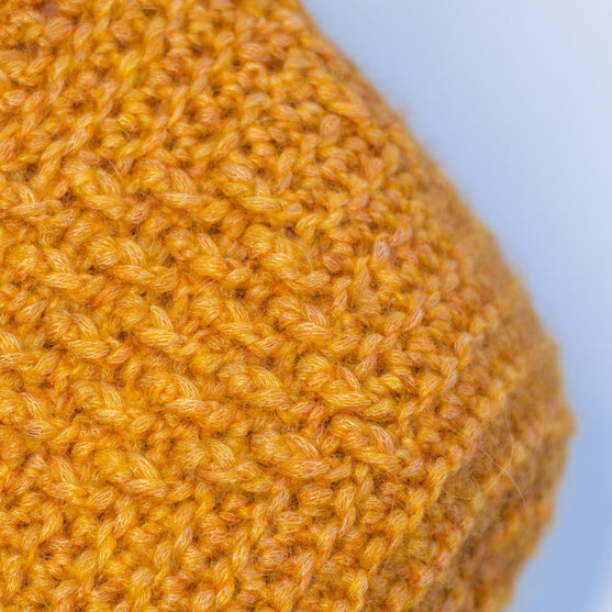 Beehive - Szalik i czapka
7