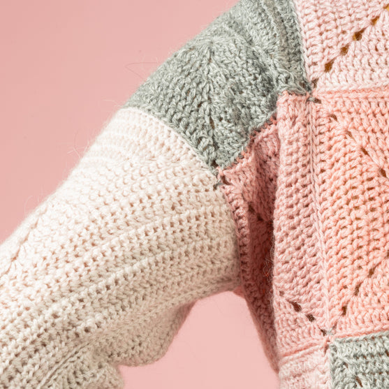 Hello Squares - Sweter
5