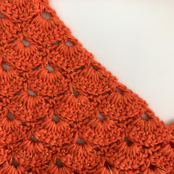 Norma Jeane - Top z dekoltem halter
5