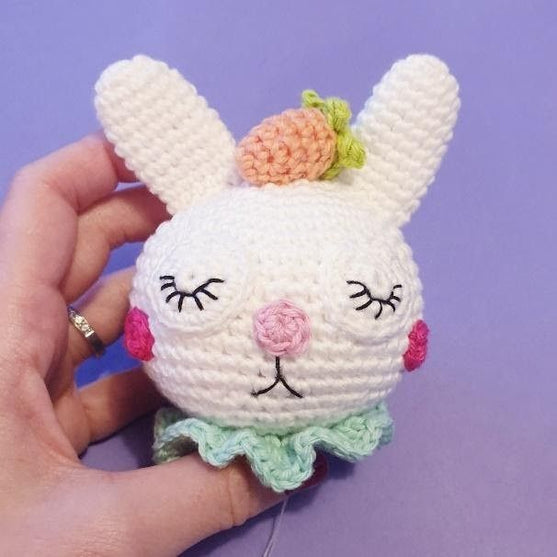 Kawaii Króliczek - Przytulanka dla Niemowląt
2