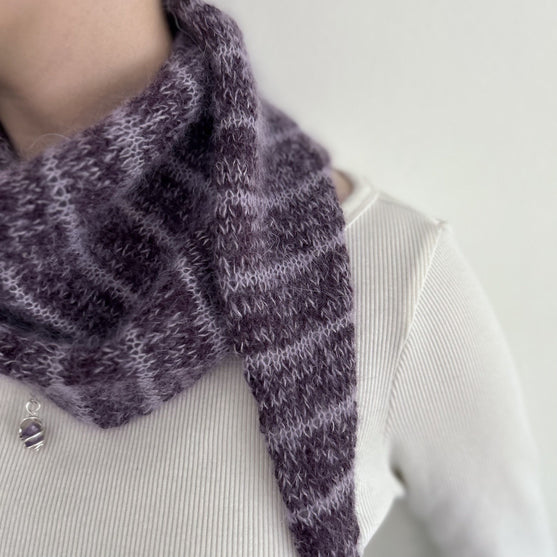 Frosted Violets - Chustka
4