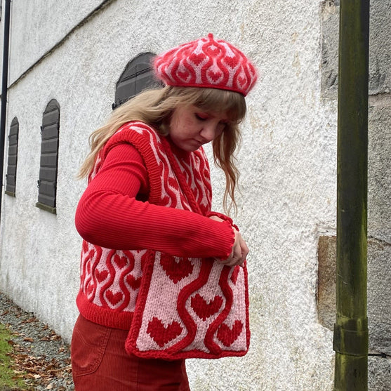 Twisted Love - Beret
3