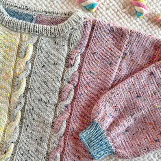 Marshmallow Swirls - Sweter
6