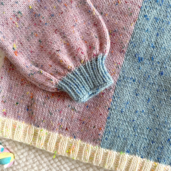 Marshmallow Swirls - Sweter
7