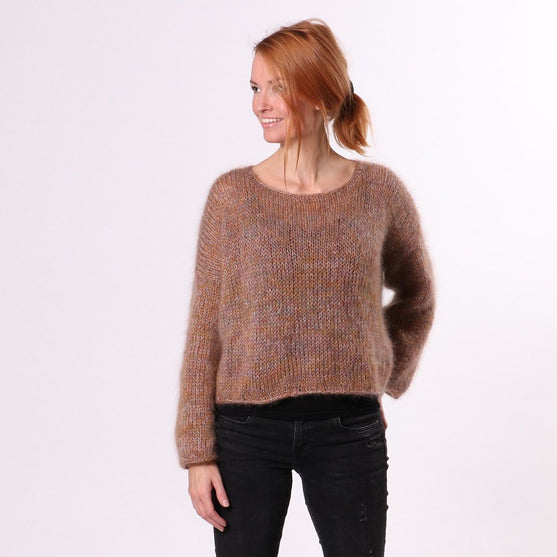Lina Sweter
6
