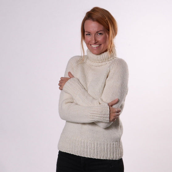 Gertrud Sweter
2