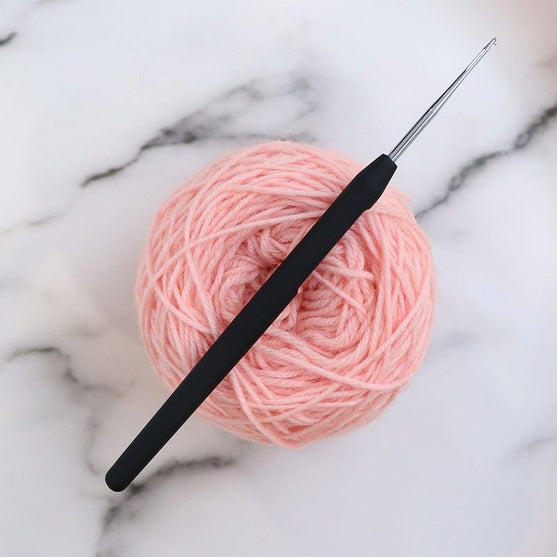 Stalowe szydełko z ergonomicznym uchwytem - KnitPro
6