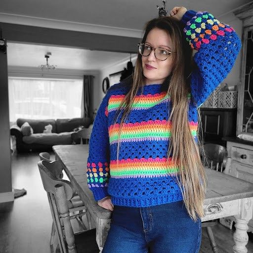 The Jazzy Granny Sweter
2