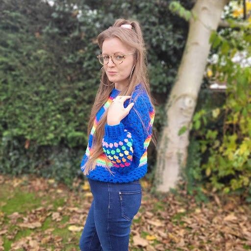 The Jazzy Granny Sweter
4