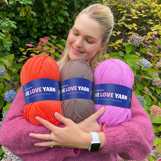 

Mega Ball Aran 400 g - We Love Yarn
4