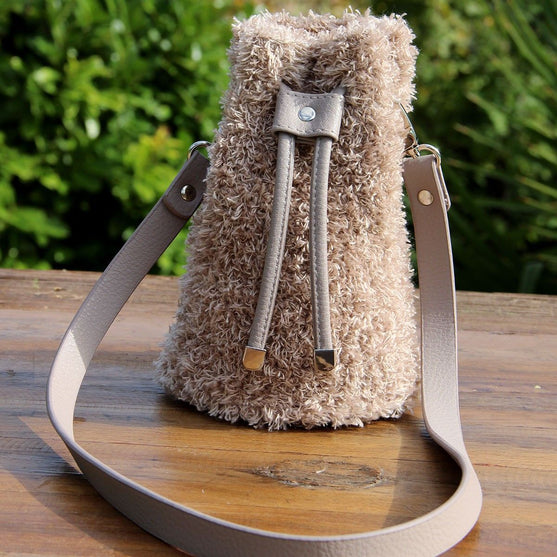 

Sznurek do toreb - czarny/srebrny - Go Handmade
4