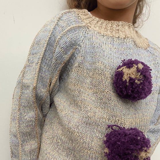 

Uranus - Dziecięcy sweterek
2