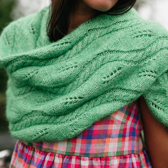 

Hiedra Shawl - Chusta z Motywem Liści
1