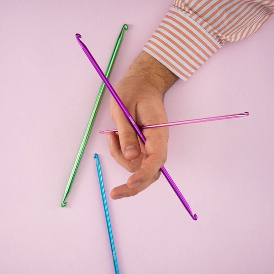 

Aluminiowe, podwójne szydełko tunezyjskie - 28 cm - Hobbii
5