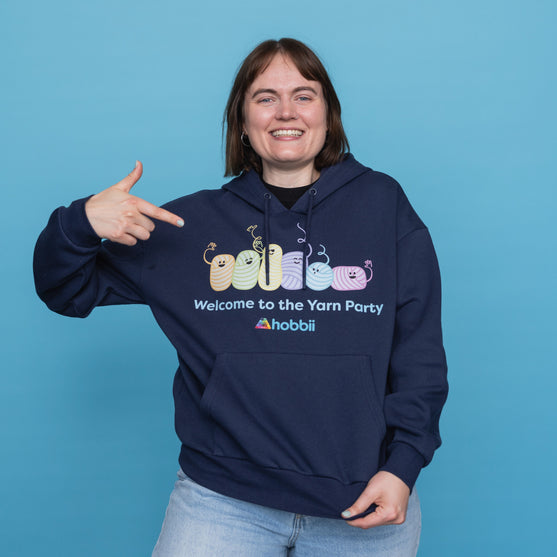 

Party Hoodie - Yarniis (Edycja limitowana) - Hobbii
8