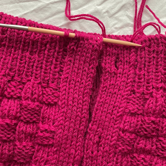 

Easy Summer Cardi - Kardigan - KAL
3