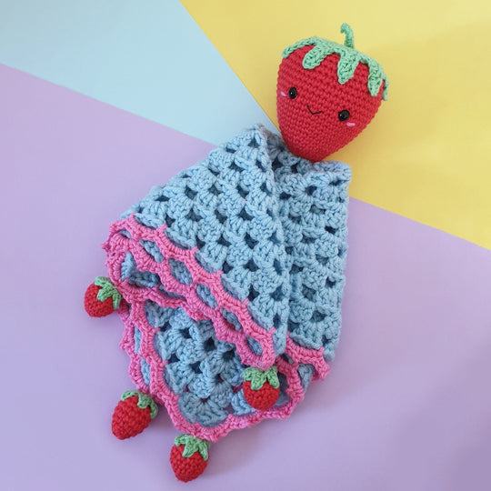 Kawaii Truskawka - Przytulanka dla niemowląt