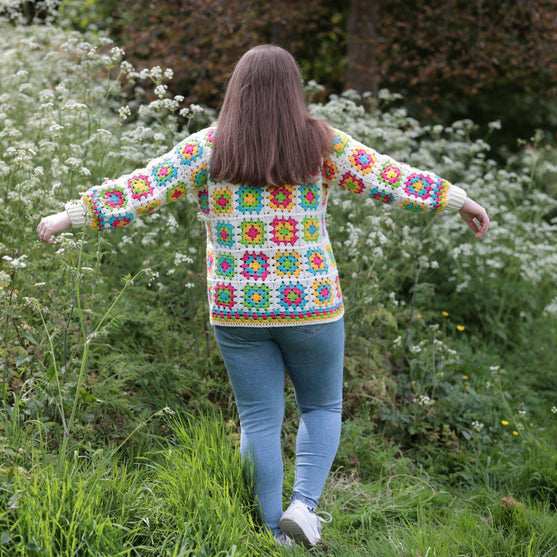 

Flower Garden - Sweter
4