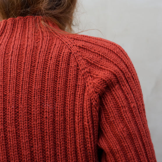 

Copper Crest - Sweter
9