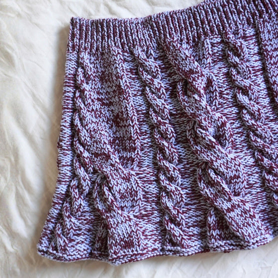 

Beyond Cables - Spódnica
4