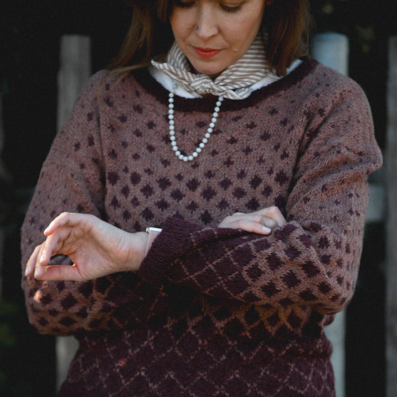 

Maggie Rustic - Sweter ze wzorem
4