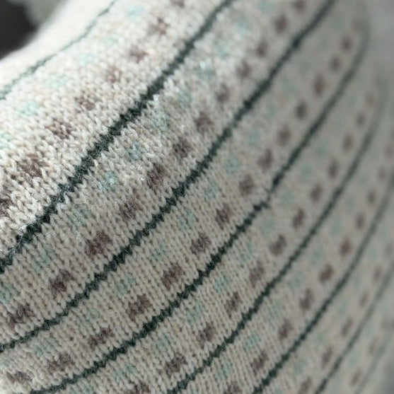 

Homebody - Poszewka na poduszkę
5