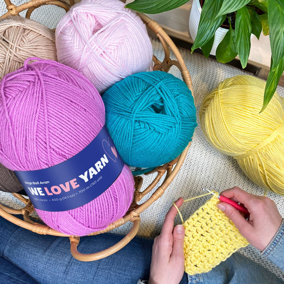 

Mega Ball Aran 400 g - We Love Yarn
3