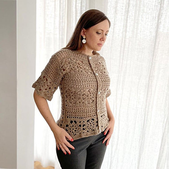 

Frosty Flower - T-shirt
5